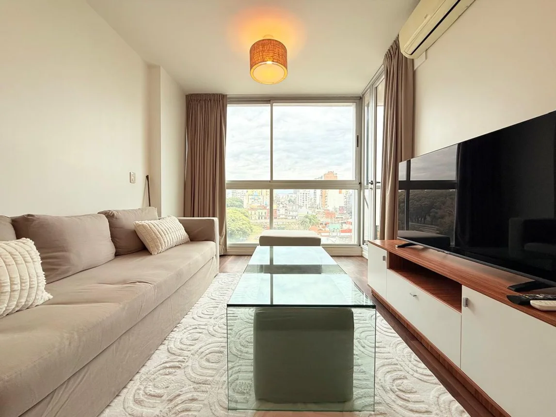Departamento en alquiler en San Telmo, Avenida Paseo Colón 1400