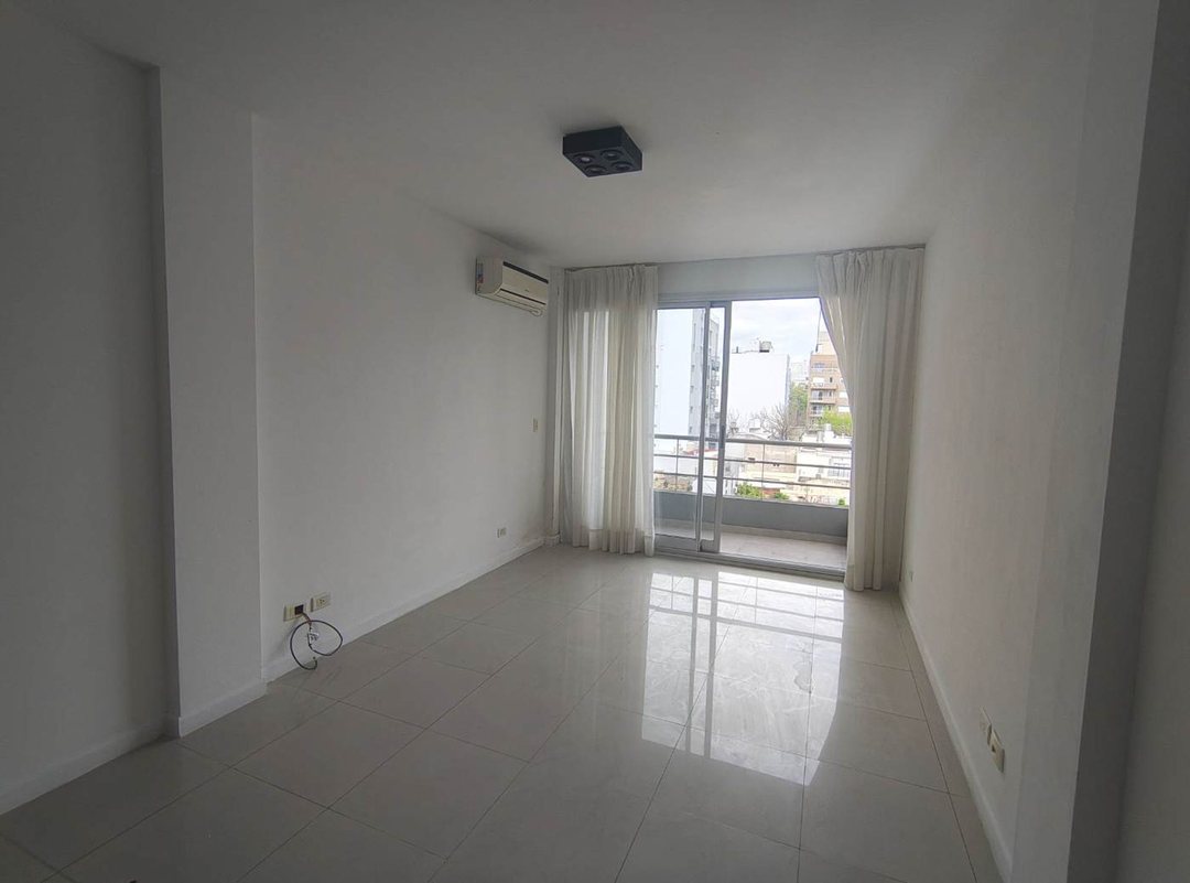 DEPARTAMENTO MONOAMB. ALQUILER EN AGRONOMIA BALCÓN