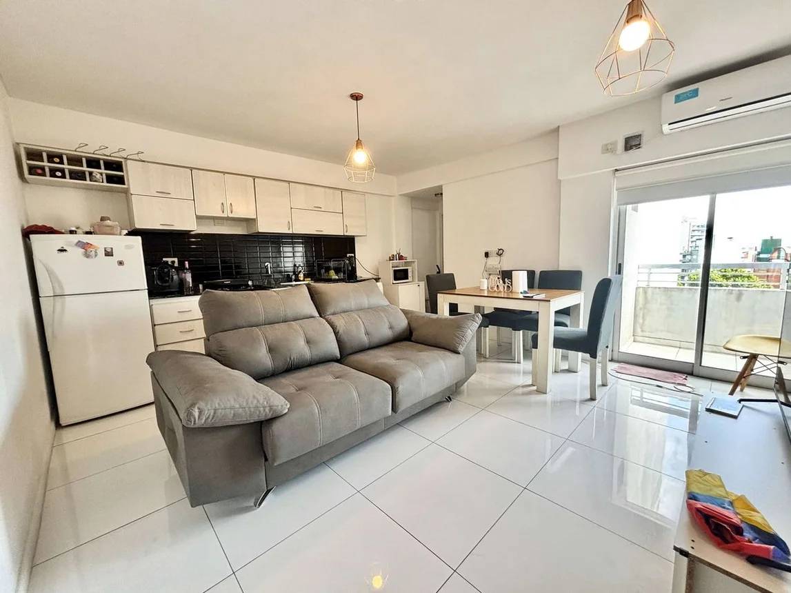 Departamento en venta en Lanús Oeste, foto 2