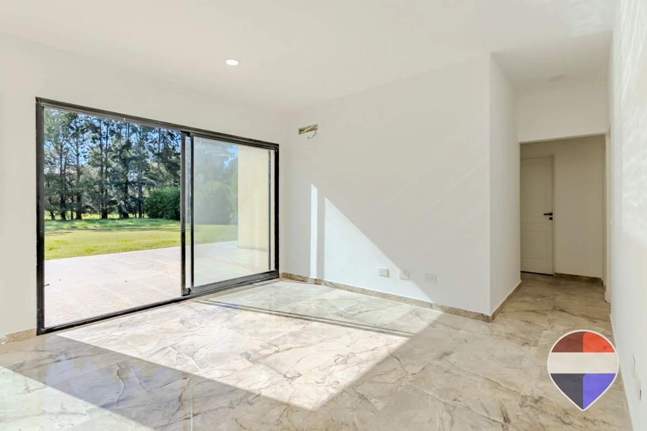 Casa en venta en La Plata, foto 3
