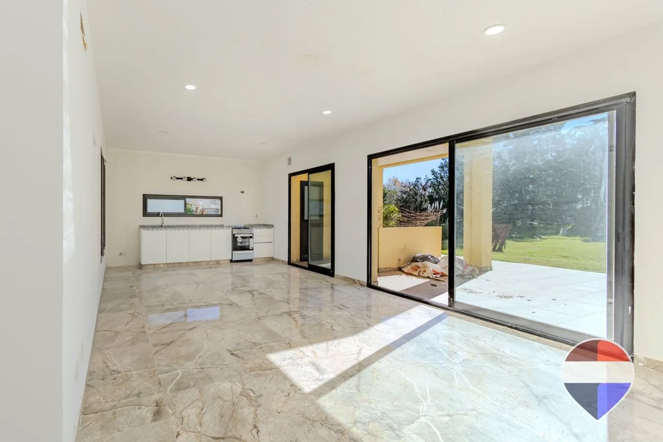 Casa en venta en La Plata, foto 2