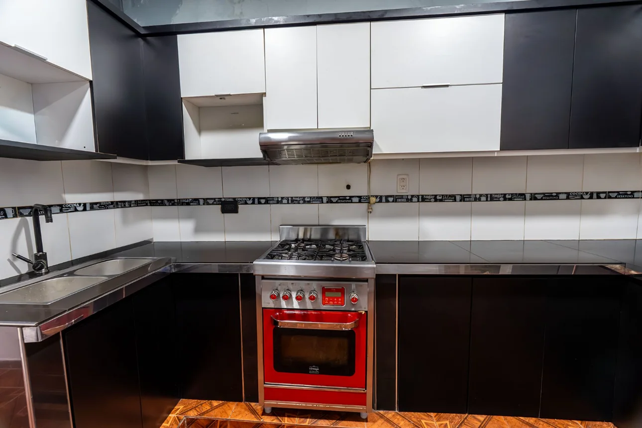 Casa de 4 ambientes en venta en Bernal Oeste, Bermejo 600, foto 3