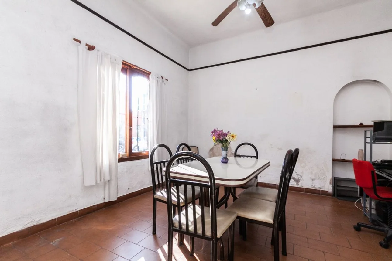 Casa en venta en Banfield, foto 3