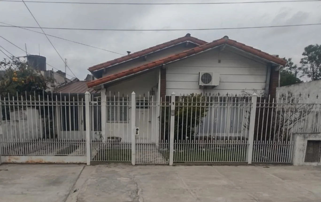 Venta de casa en ramos mejía 6 ambientes, foto 1