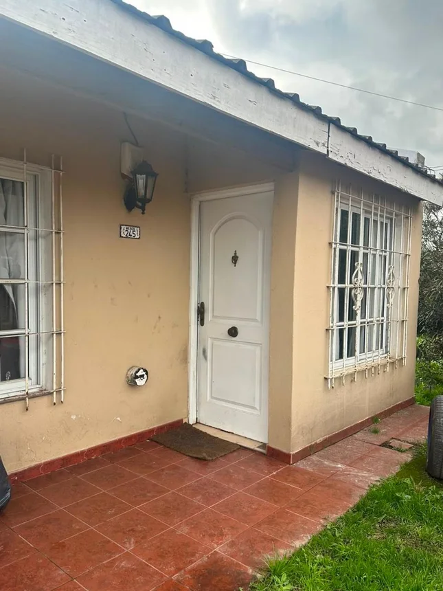 Casa de 3 ambientes en venta en General Rodríguez, Mexico y Mercedes 0, foto 2