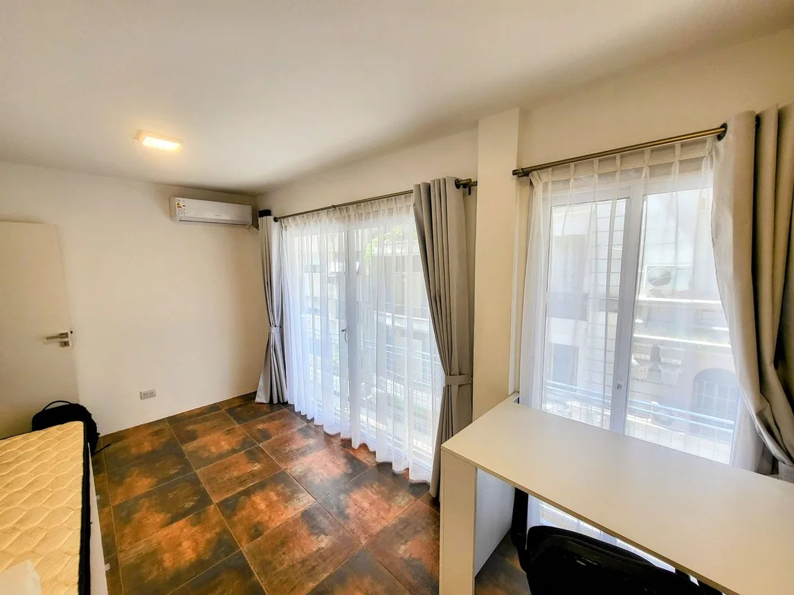 Departamento de 3 ambientes en venta en Retiro, San Martín 900