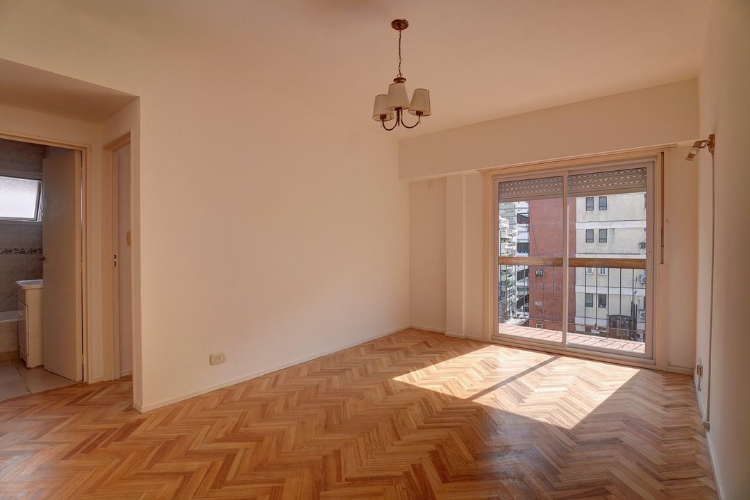 ALQUILER 2 AMBIENTES RECOLETA BALCON AL FRENTE