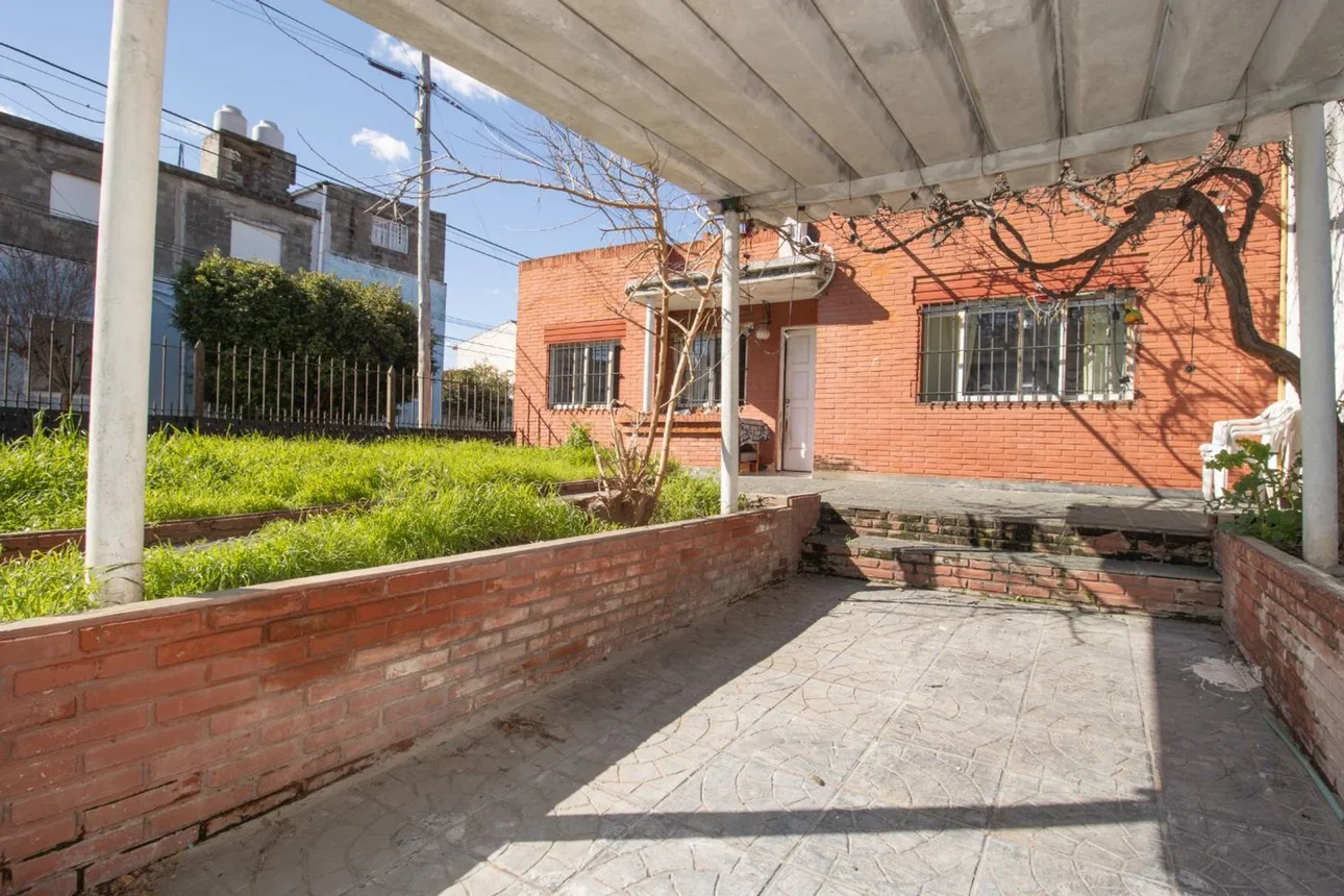 Casa de 4 ambientes en venta en San Andrés, Agustín Álvarez 2500, foto 2