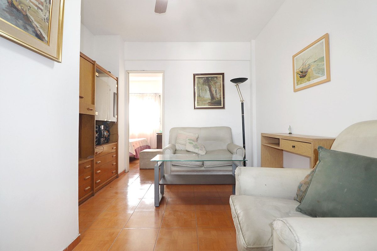 Foto 2 — VENTA 2 AMB CON COCHERA APTO CREDITO RECOLETA