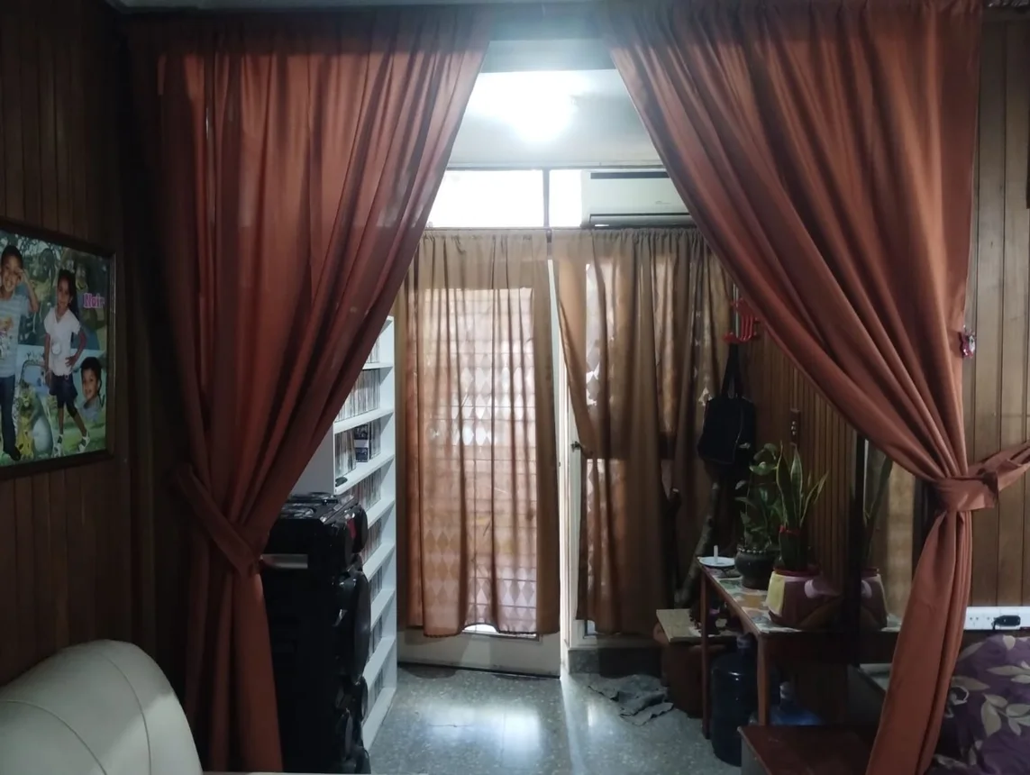 Casa de 4 ambientes en venta en Temperley, Zuviría 300, foto 3