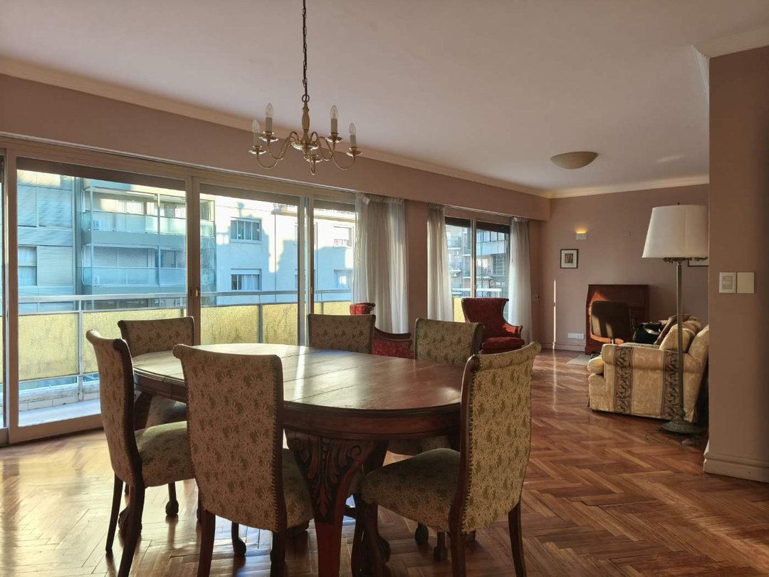 Piso - 4 ambientes - Dependencia - Venta - La Isla