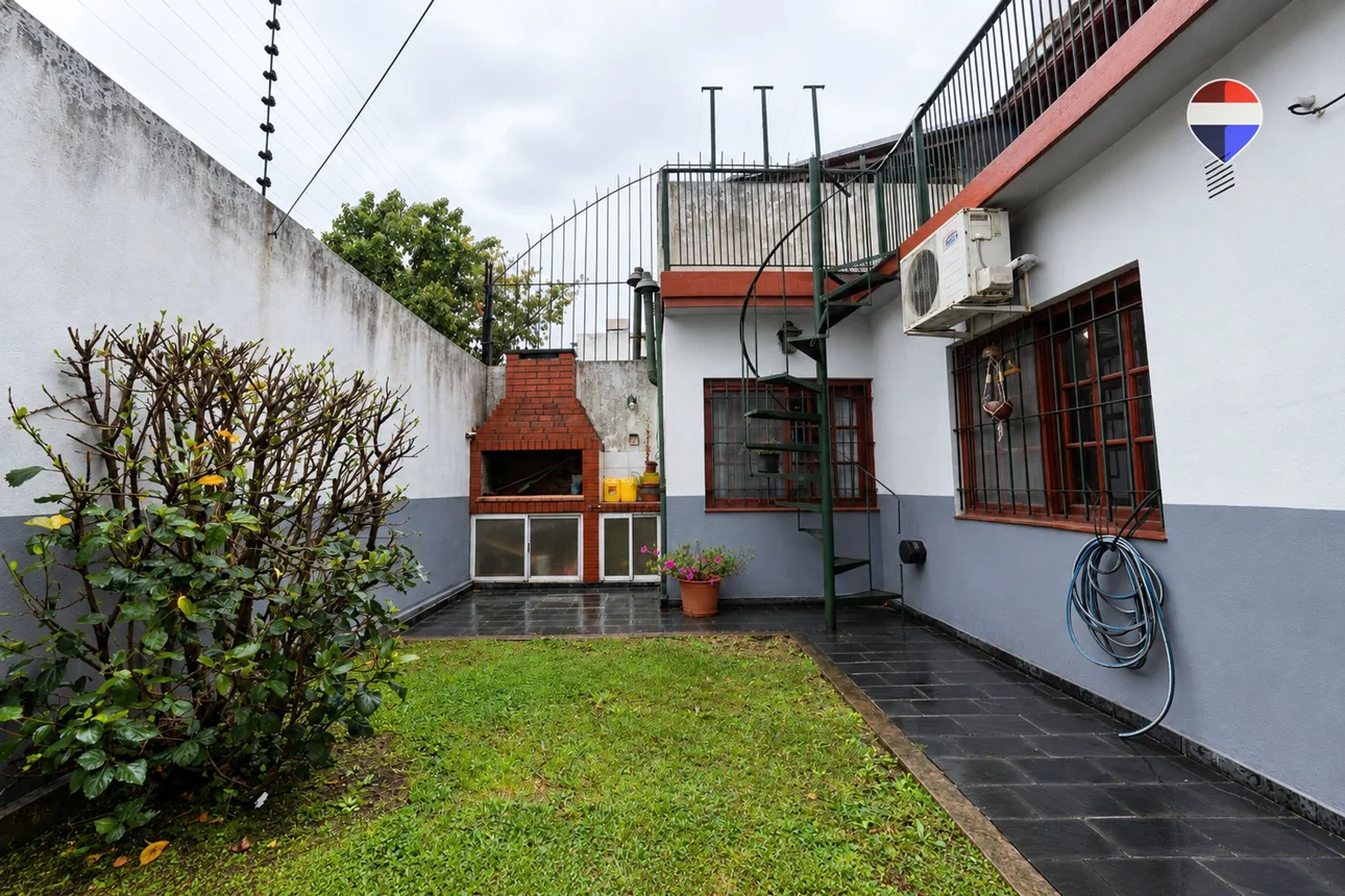 PH de 4 ambientes en venta en Quilmes, Pasaje Garay 100, foto 2