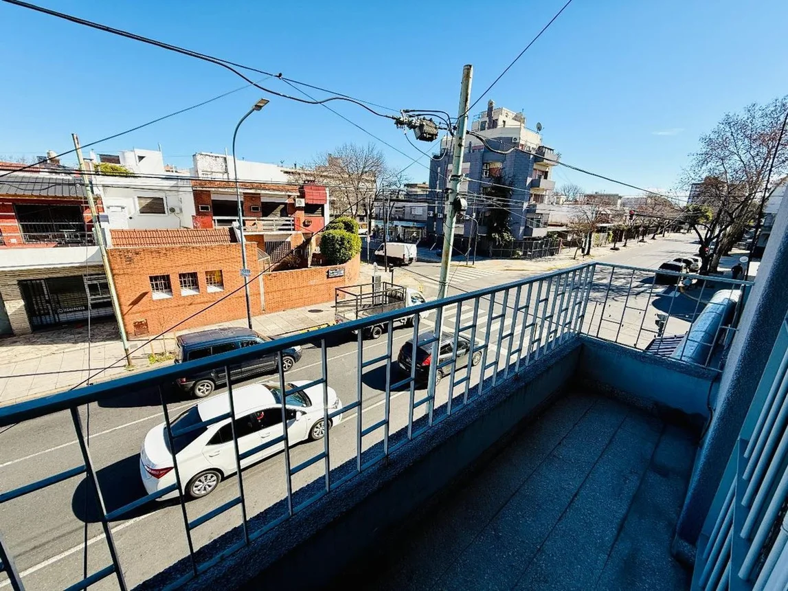 PH de 6 ambientes en venta en Monte Castro, Calle Irigoyen 1400, foto 5