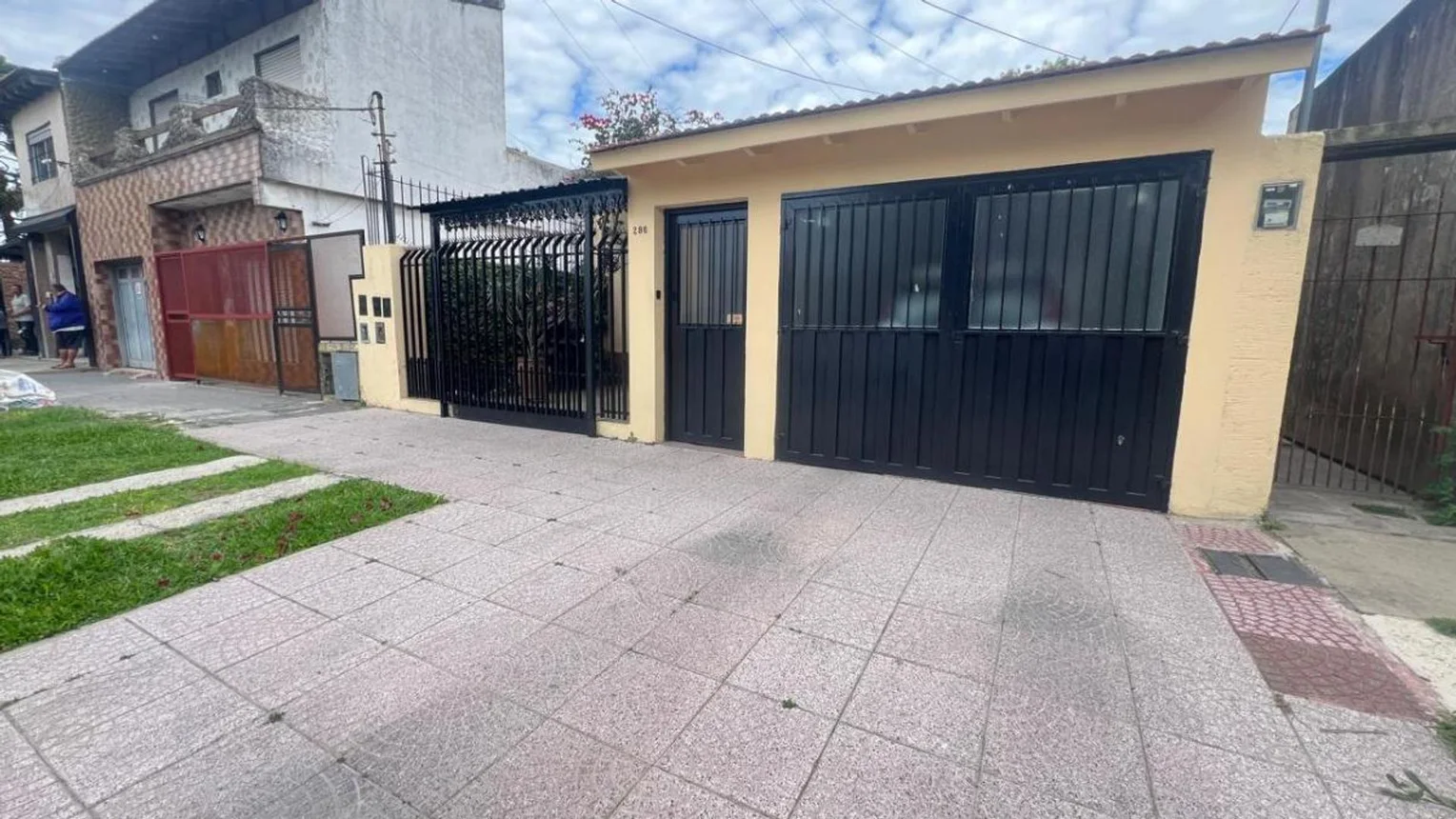 Casa de 3 ambientes en venta en Lomas de Zamora, Julio Massenet 200, foto 2