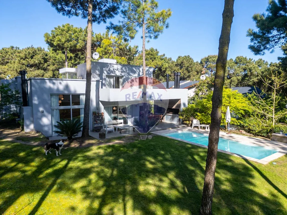 Casa en venta en Pinamar, foto 4
