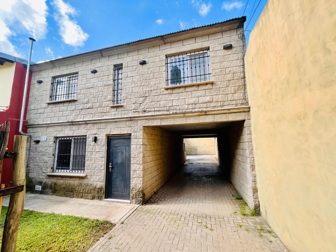 PH en venta en Los Polvorines, Suiza 3700