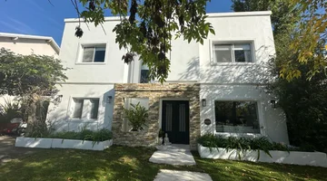 CASA EN  VENTA EN SAN ISIDRO LABRADOR APTO CREDITO