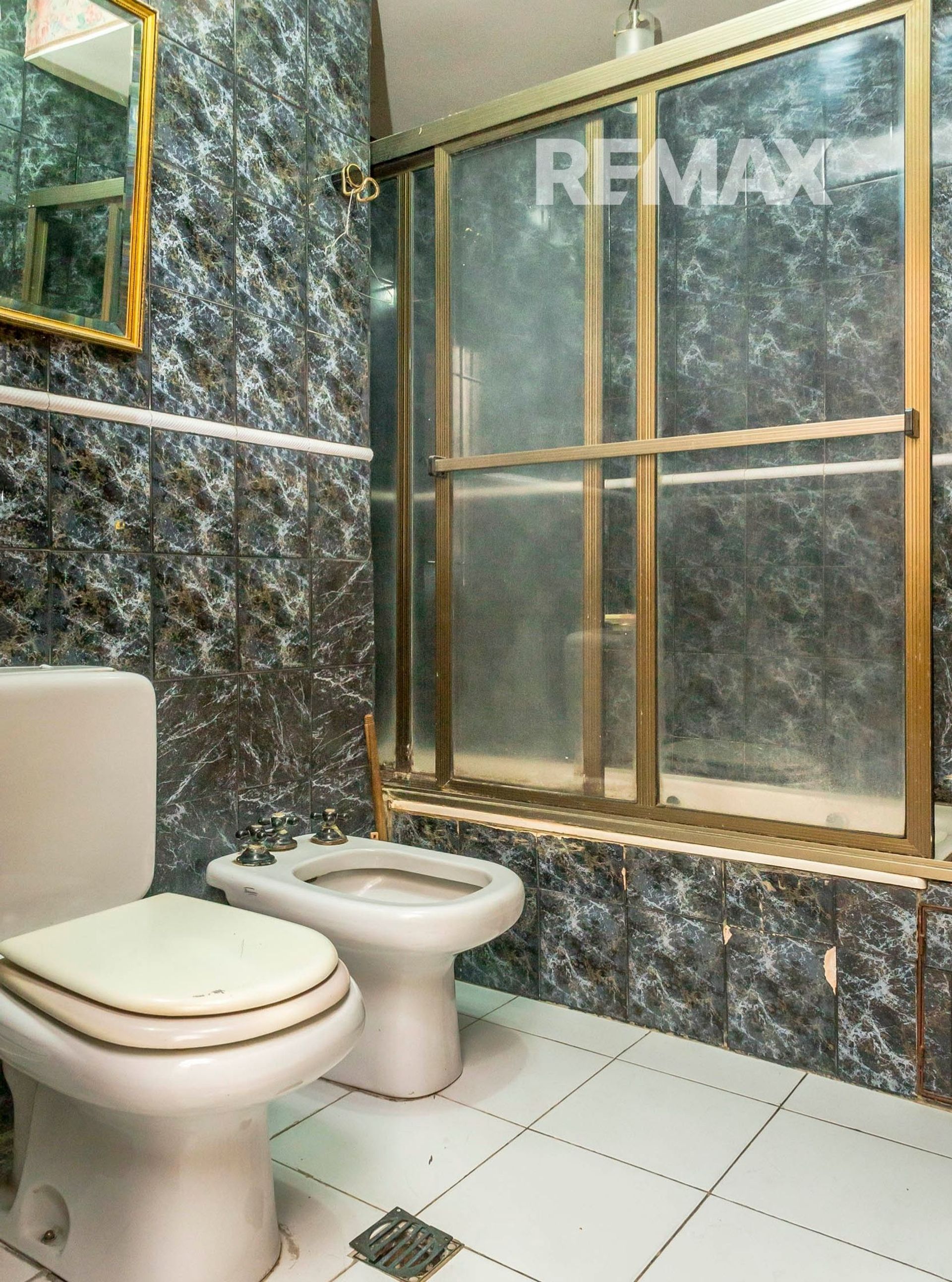 CASA ZONA SHOPPING EN VENTA PERMUTA 460 M2 - foto 15