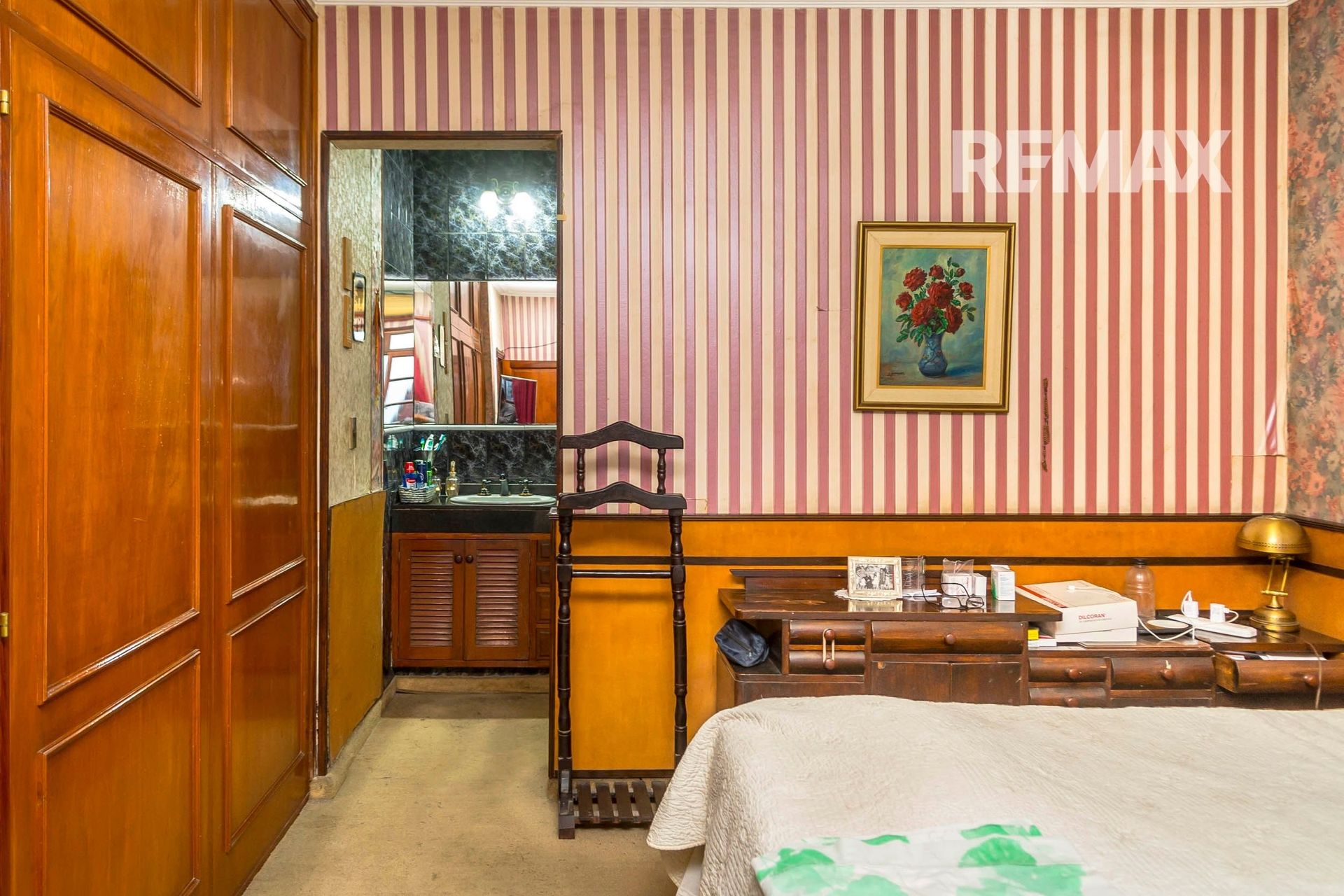 CASA ZONA SHOPPING EN VENTA PERMUTA 460 M2 - foto 13