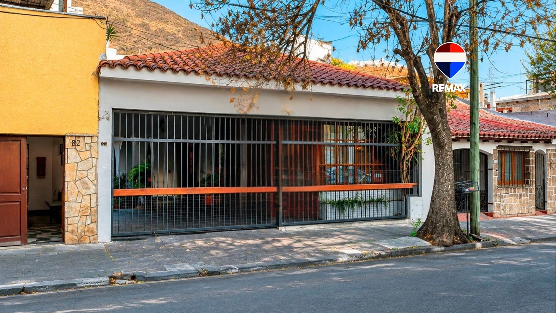 CASA ZONA SHOPPING EN VENTA PERMUTA 460 M2 - foto 1