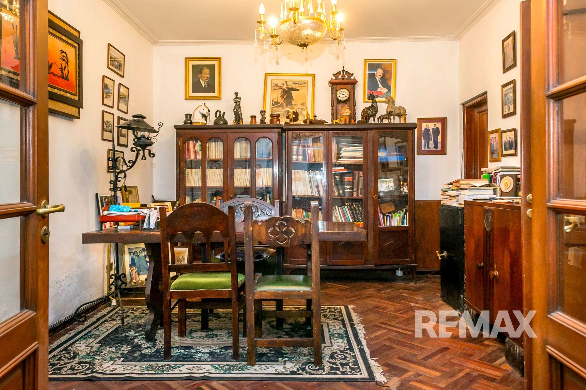 CASA ZONA SHOPPING EN VENTA PERMUTA 460 M2 - foto 18