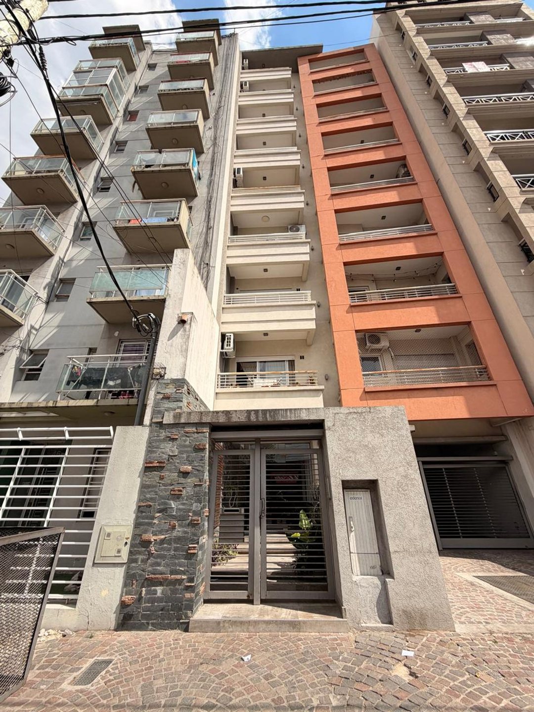 VENTA DEPARTAMENTO 2 AMB CASEROS