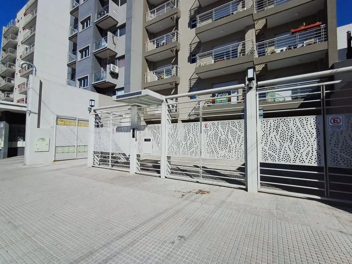 Monoambiente en alquiler en Morón, 25 de Mayo 700