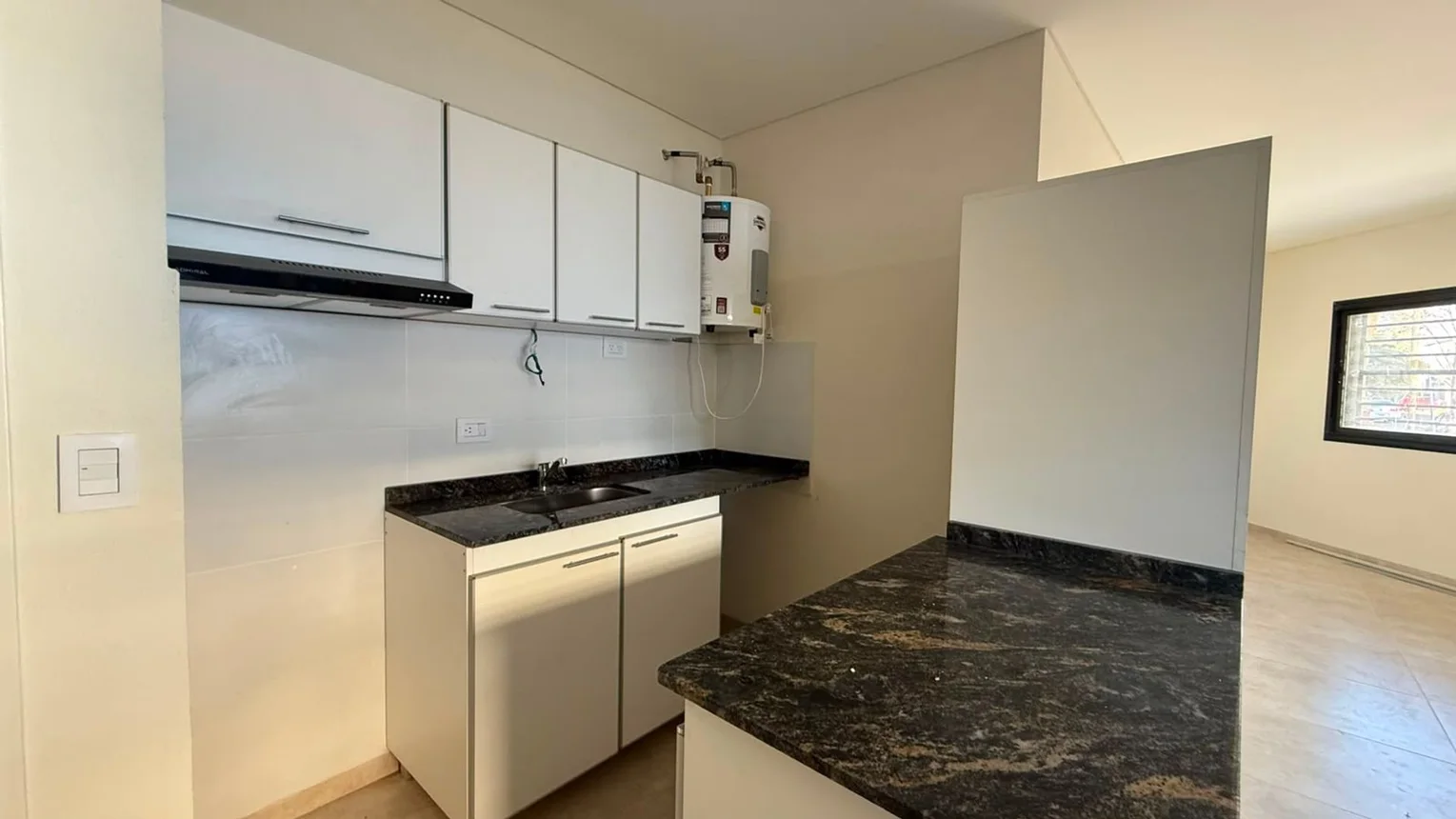 Monoambiente en venta en Valentín Alsina, Doctor Ricardo Balbín 500