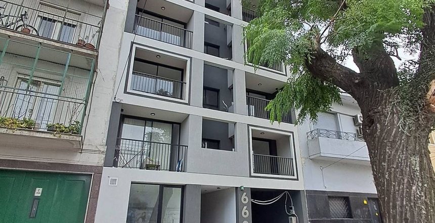 VENTA LOCAL 35.80 M2  Chorroarin 662 PARQUE.CHAS