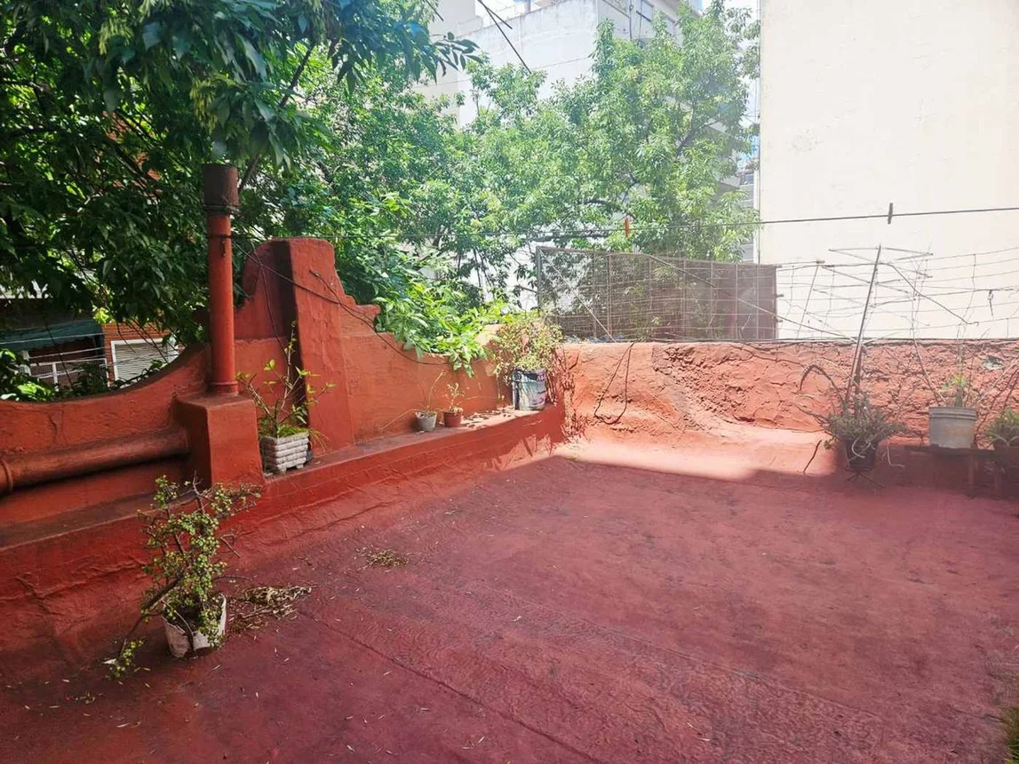 Venta casa 10 ambientes en balvanera a refaccionar, foto 5