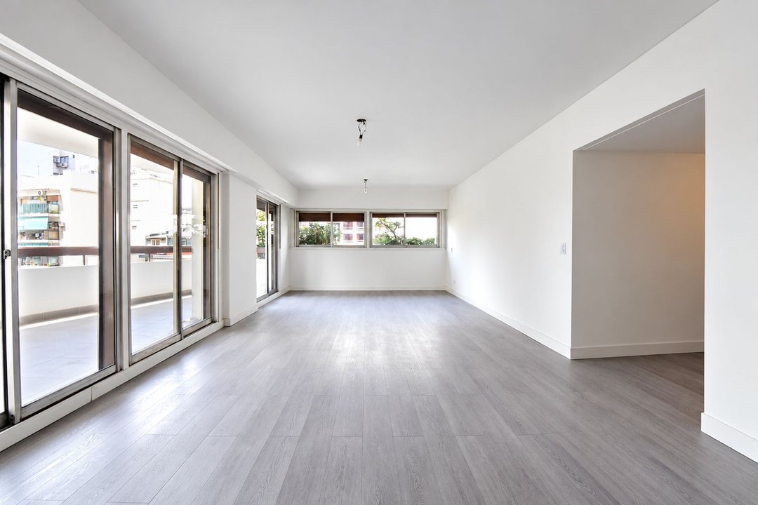 VENTA 4 AMB C BALCON, DEPEN, COCHERA EN VILLA URQ