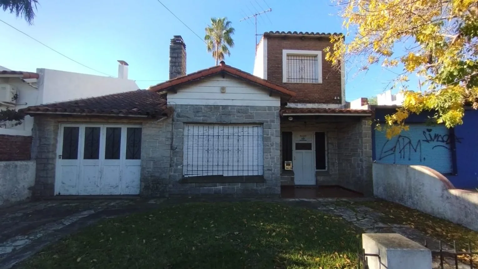 Casa en venta en City Bell, Camino Belgrano E/ 483 y 484 4800