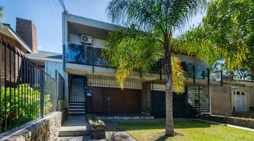 Venta Casa 3 dorm, jardín y garaje en PtaGorda