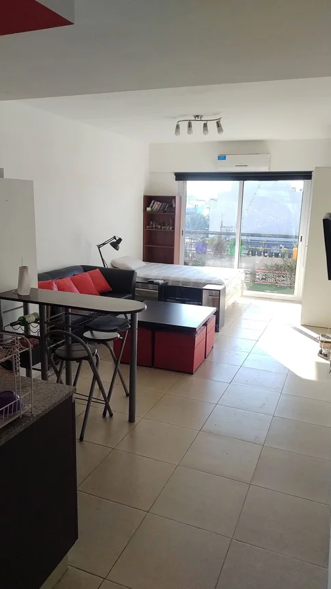 Venta monoambiente flores c balcón y vista abierta, foto 4