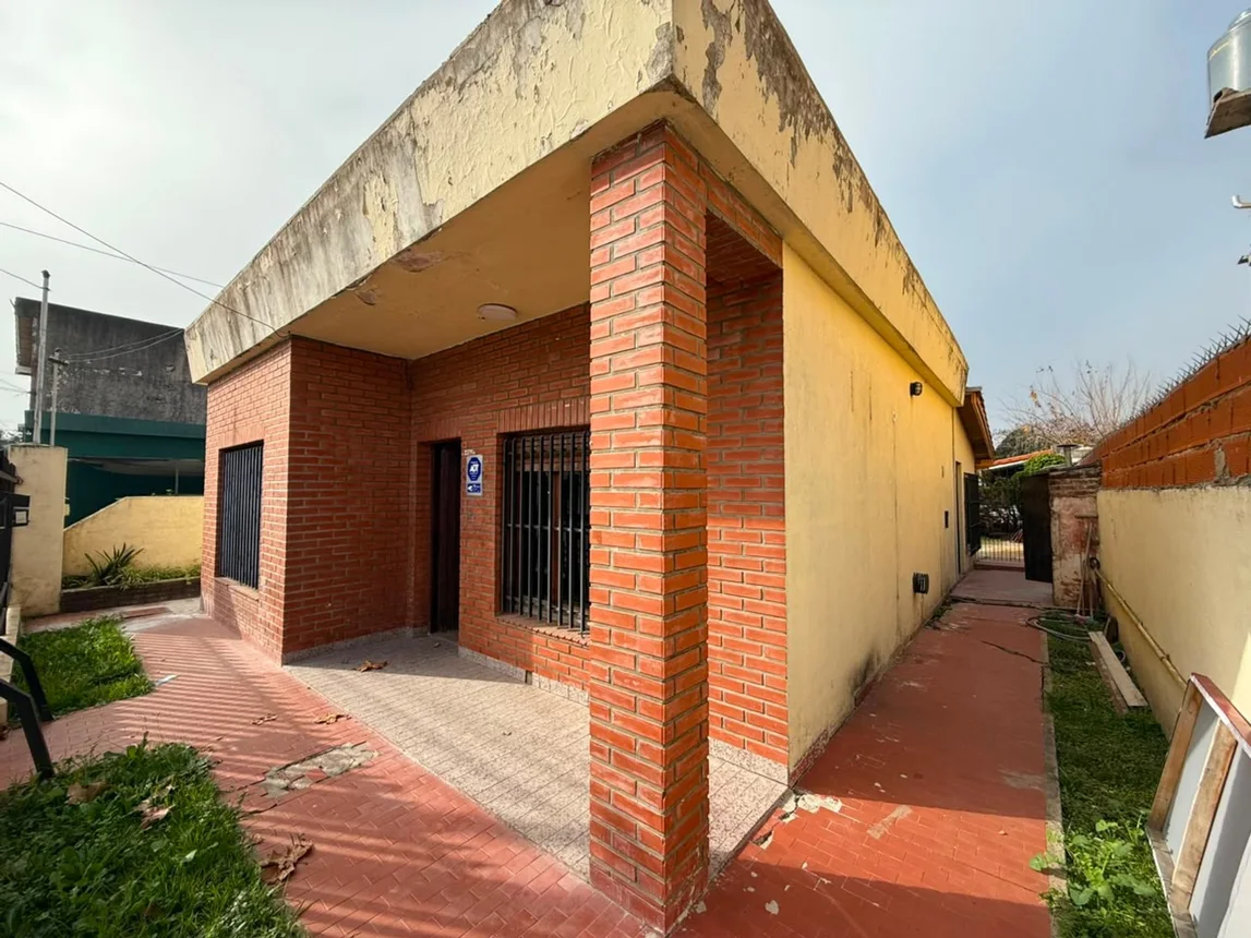 Casa de 3 ambientes en venta en José C. Paz, Tres Sargentos 2200, foto 2