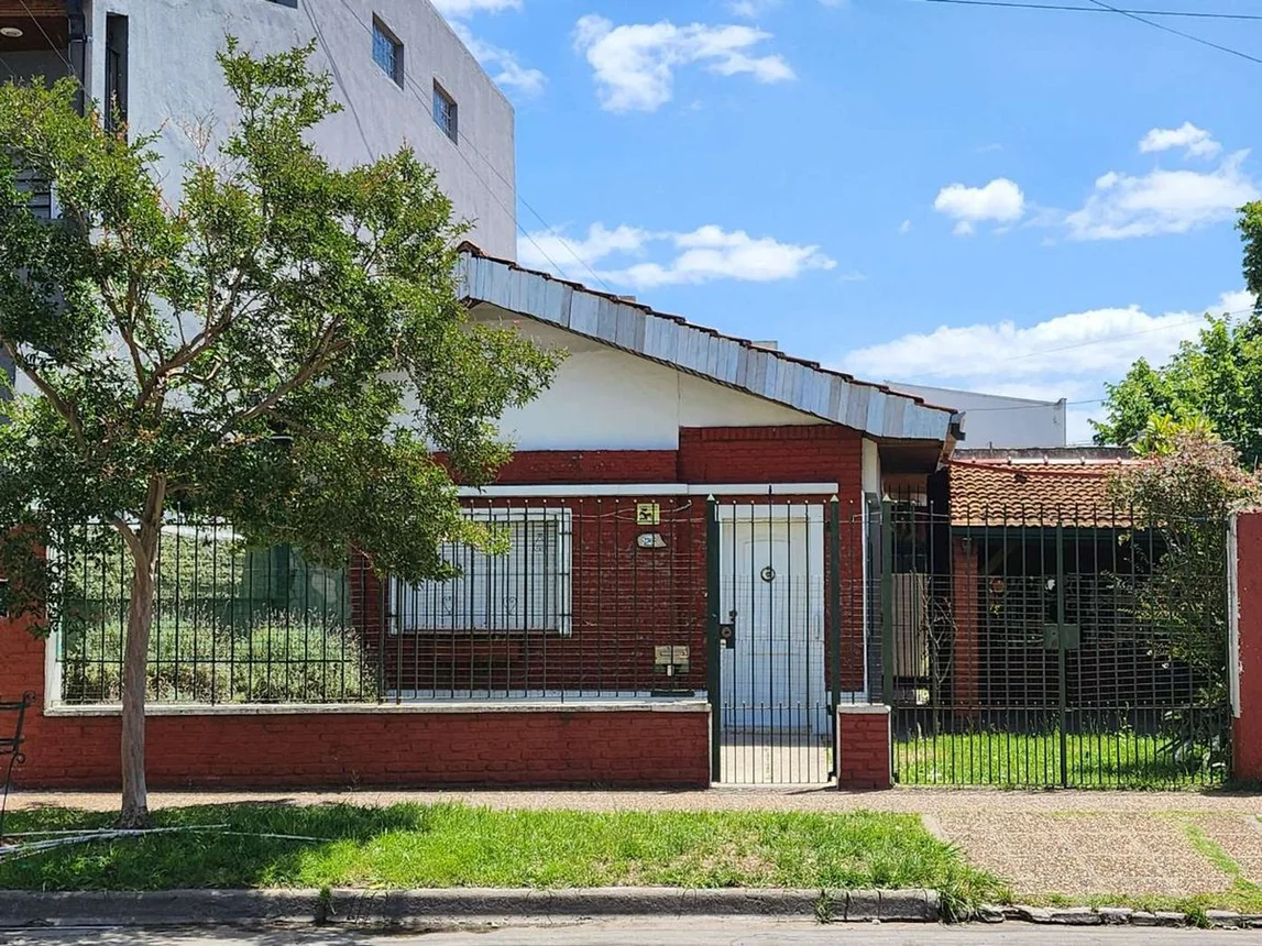 Casa en venta en Lanús Oeste
