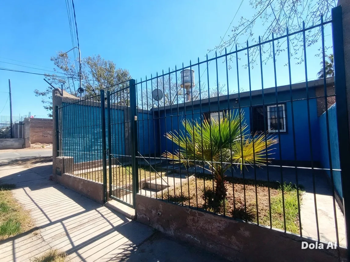 Casa de 4 ambientes en venta en Luján de Cuyo, Las Araucarias 1500, foto 3