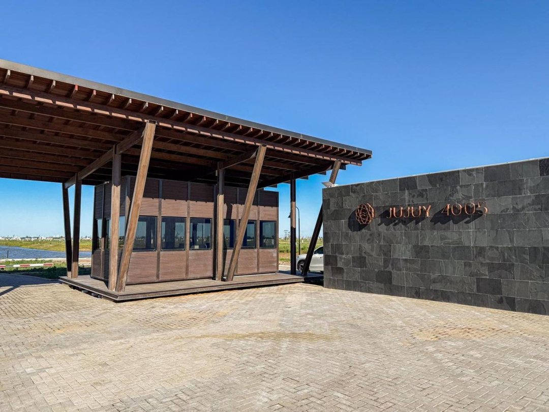 Terreno en venta en Funes Lake
