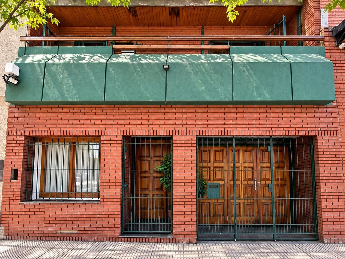 Casa dúplex en venta en Almagro, Castro 600