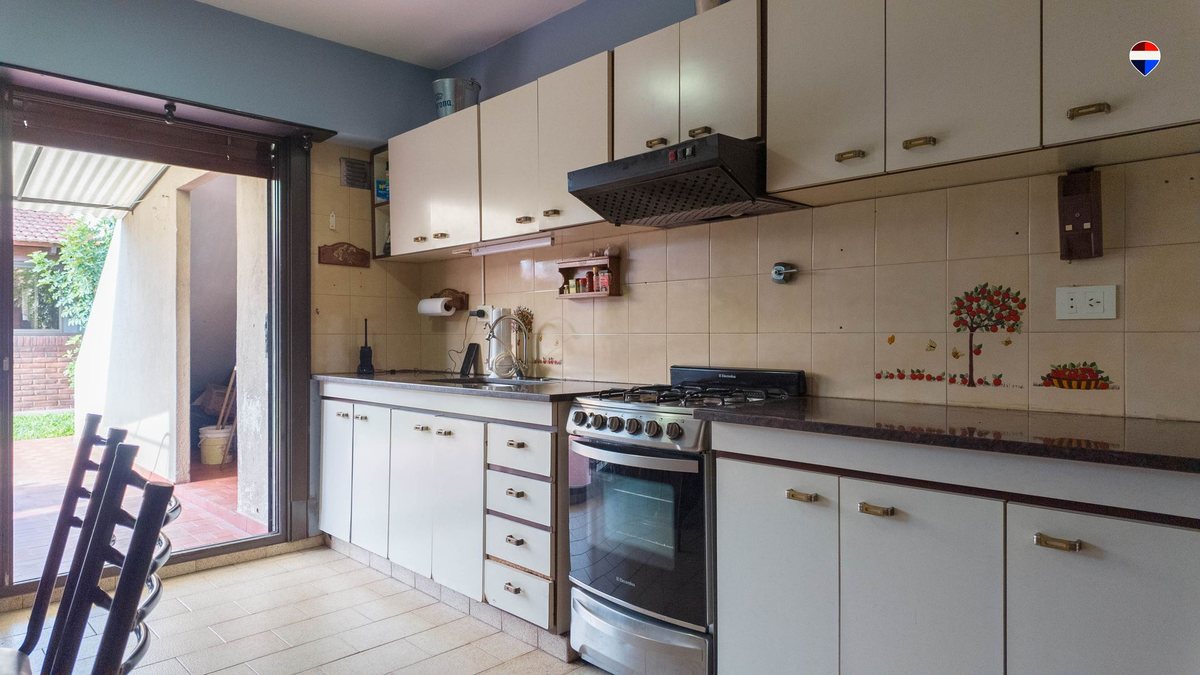 Foto 9 — VENTA CASA 3 AMB C/PARQUE ,COCHERA,QUINCHO BERNAL