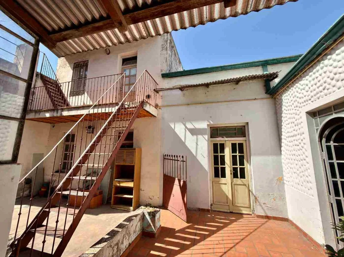 Casa de 5 ambientes en venta en Rosario, Entre Ríos 2600