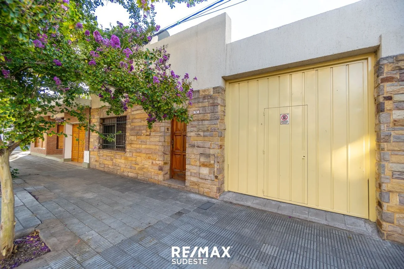 Casa en venta en Bahía Blanca, foto 2