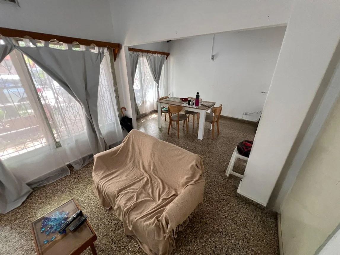 Casa en venta en Quilmes, foto 3