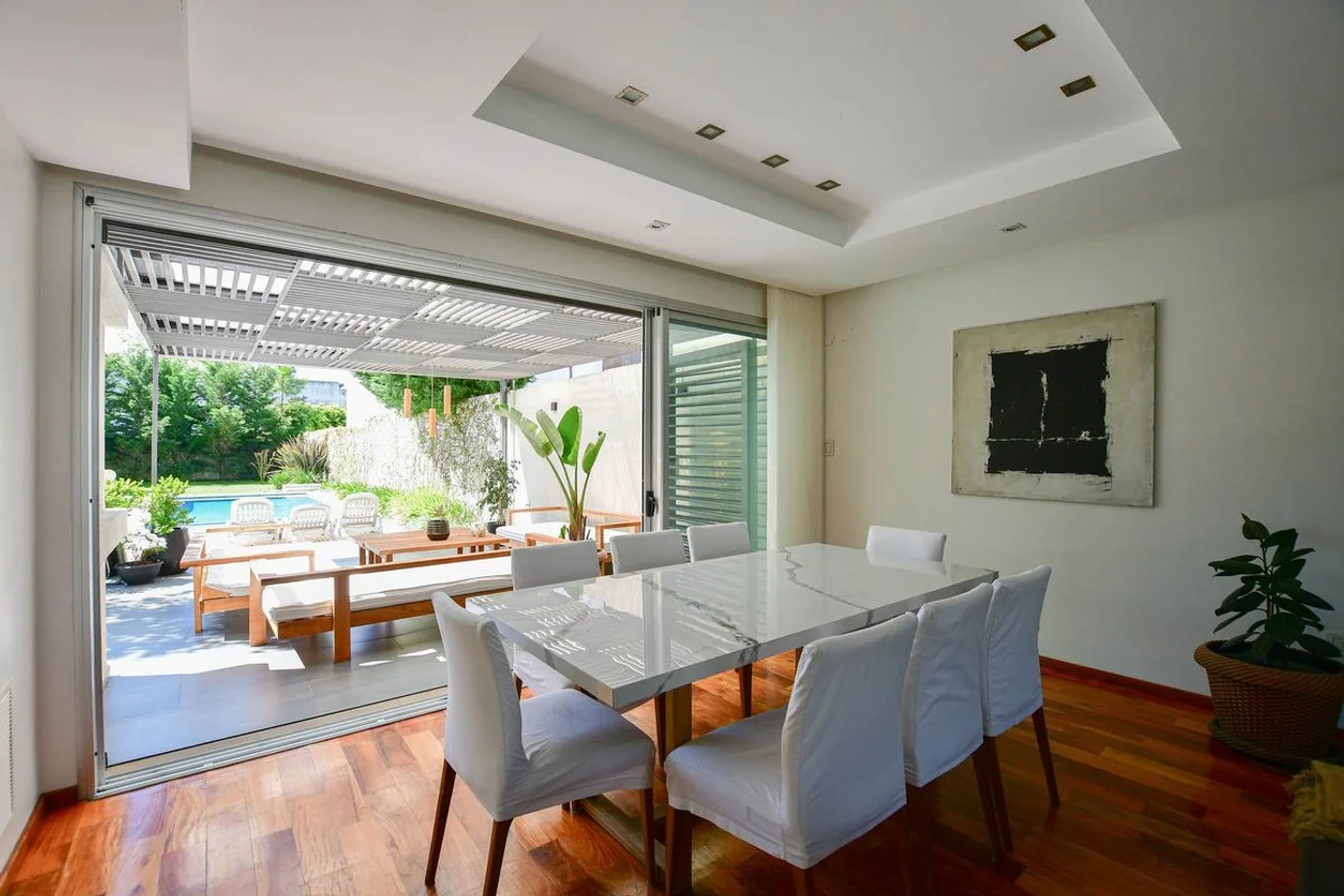 Casa de 5 ambientes en venta en Manuel B. Gonnet, 27 E/496 y 497 3500, foto 2