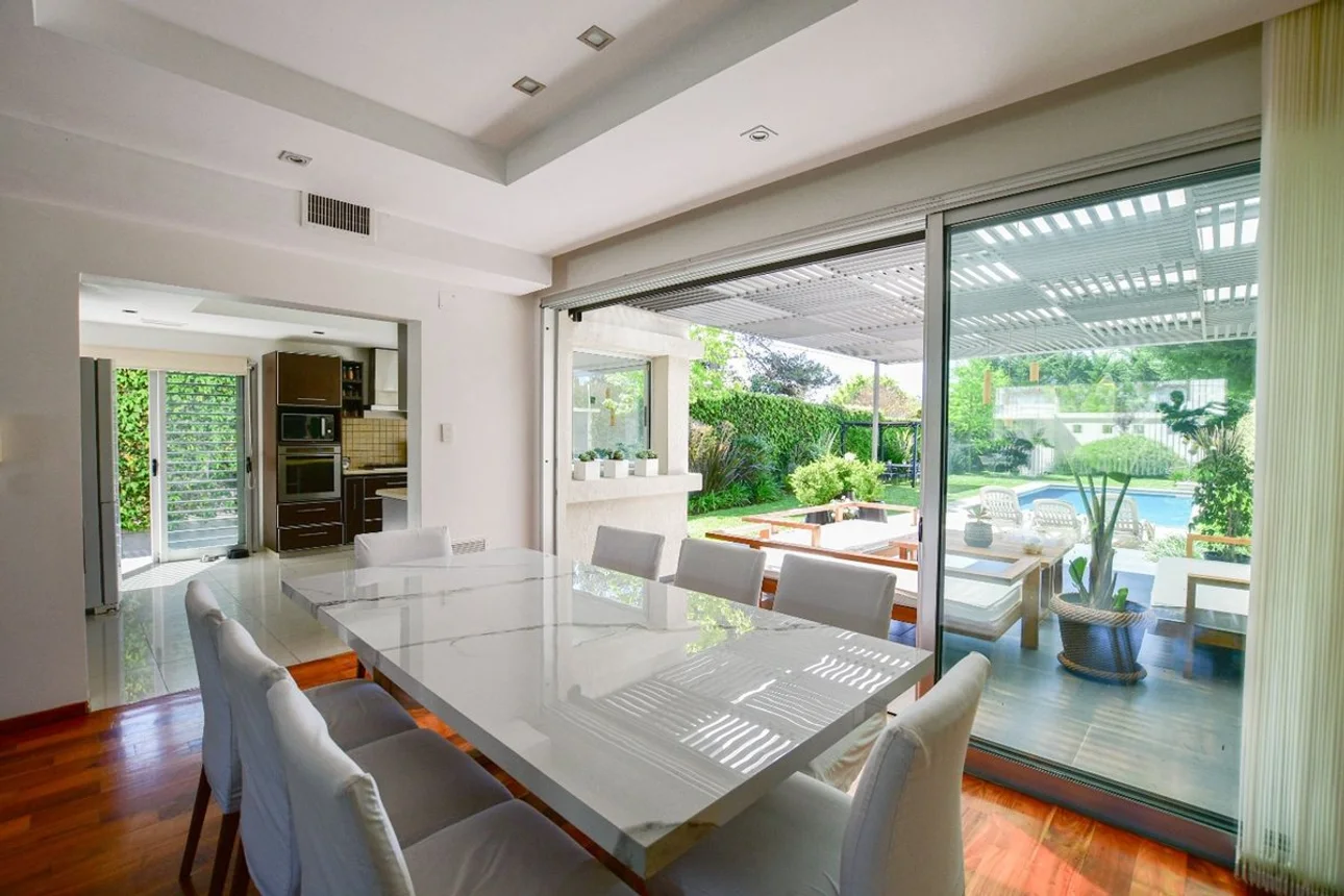 Casa de 5 ambientes en venta en Manuel B. Gonnet, 27 E/496 y 497 3500, foto 4