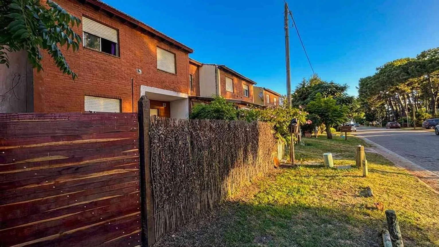 Departamento de 4 ambientes en venta en Pinamar, Del Cazón 1900
