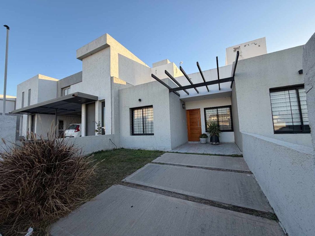 DUPLEX PB 2DORMIT 2BAÑOS SOLARES DE MANANTIALES II