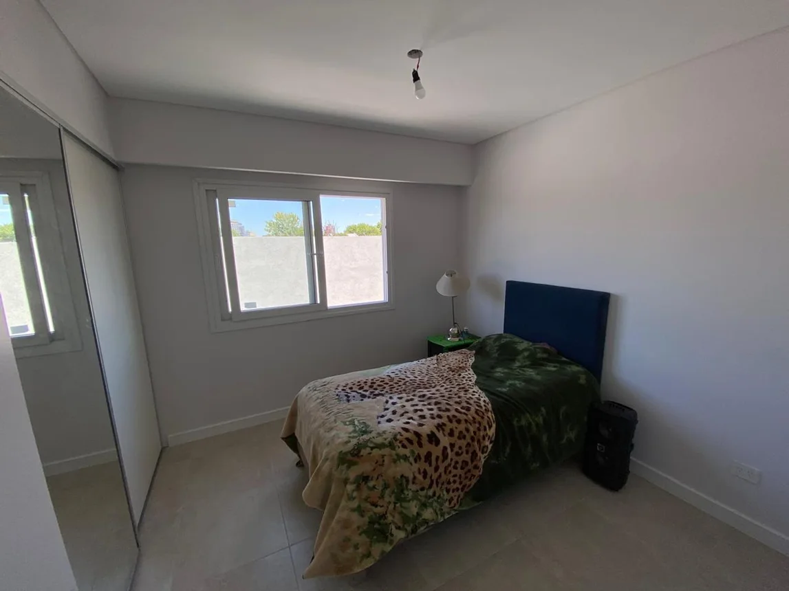 Tríplex de 3 ambientes en venta en Berazategui, Calle 157 1300, foto 4