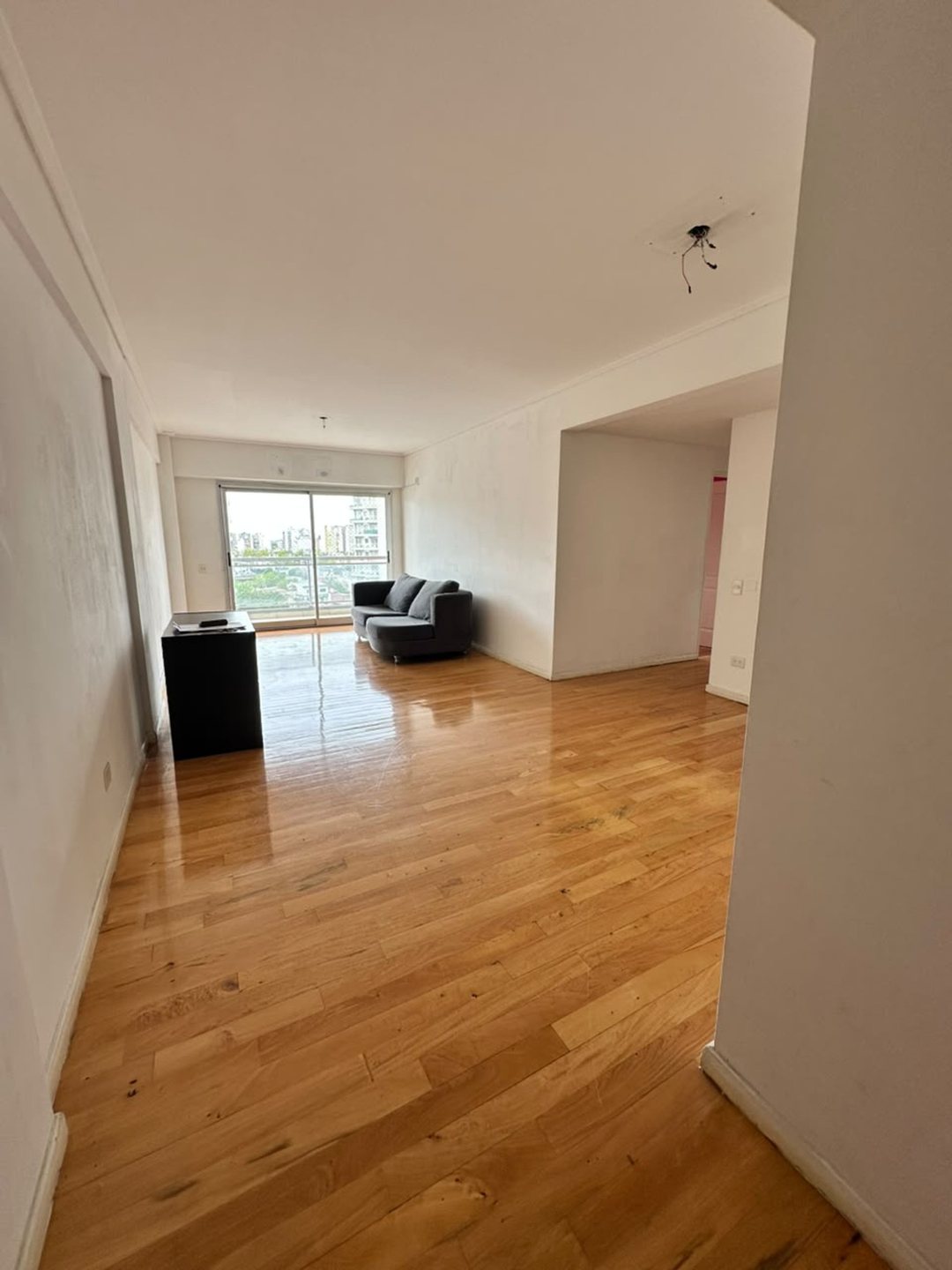 ALQUILER DE DEPARTAMENTO DE 4 AMBIENTES