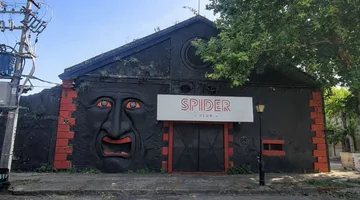 SALÓN GRAN PORTE ALQUILER –UBICACIÓN ESTRATEGICA